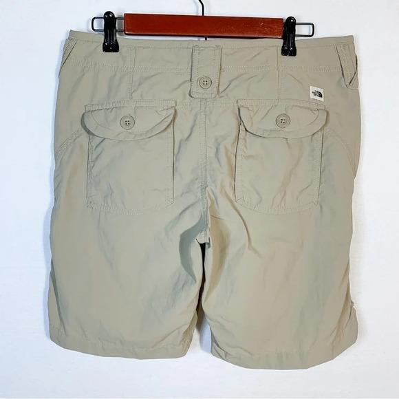The North Face Long Khaki Nylon Hiking Shorts - Picture 2 of 7